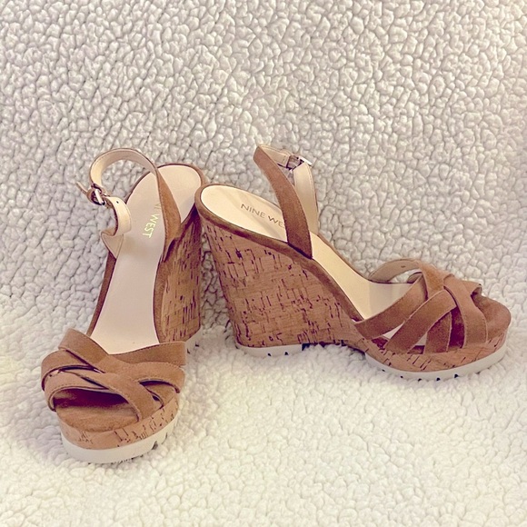 Nine West wedge sandals. - Picture 1 of 5